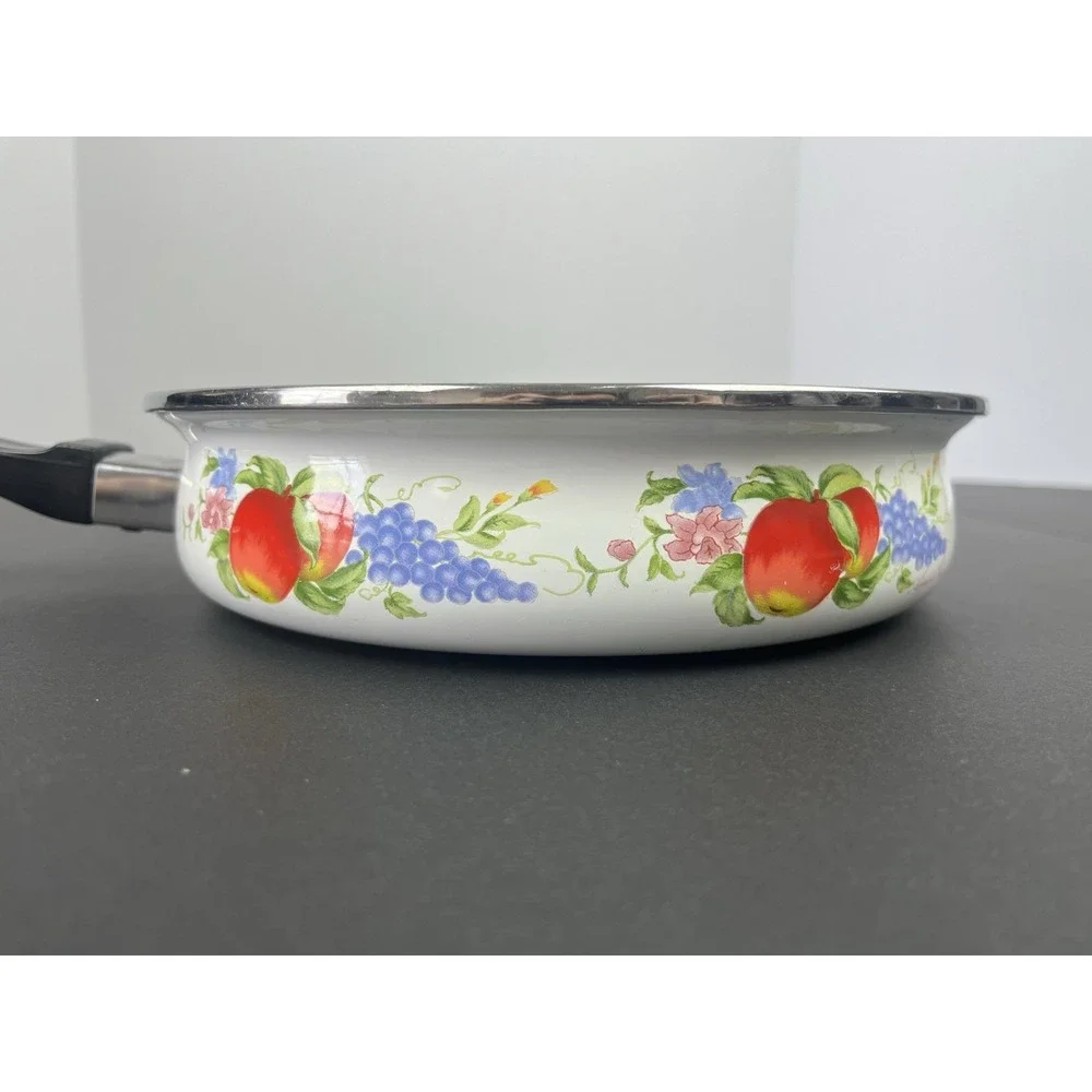Vintage MCM Enamelware Skillet Vibrant Fruit Pattern Apples 🍎Grapes 🍇 9 Inch